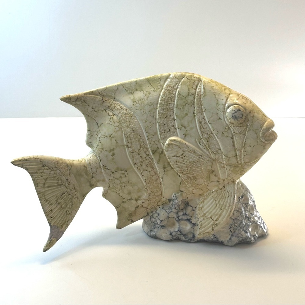 Ceramic Fish Self Table Sitter Repaired - Picture 5 of 9